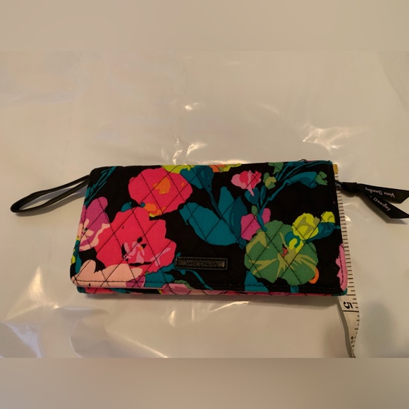 Vera Bradley TFID Wristlet/Crossbody Wallet - Picture 2 of 10